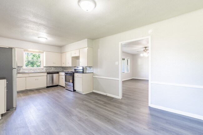 Foto del edificio - Beautiful 2 Bed / 1 Bath Home in Fort Smith