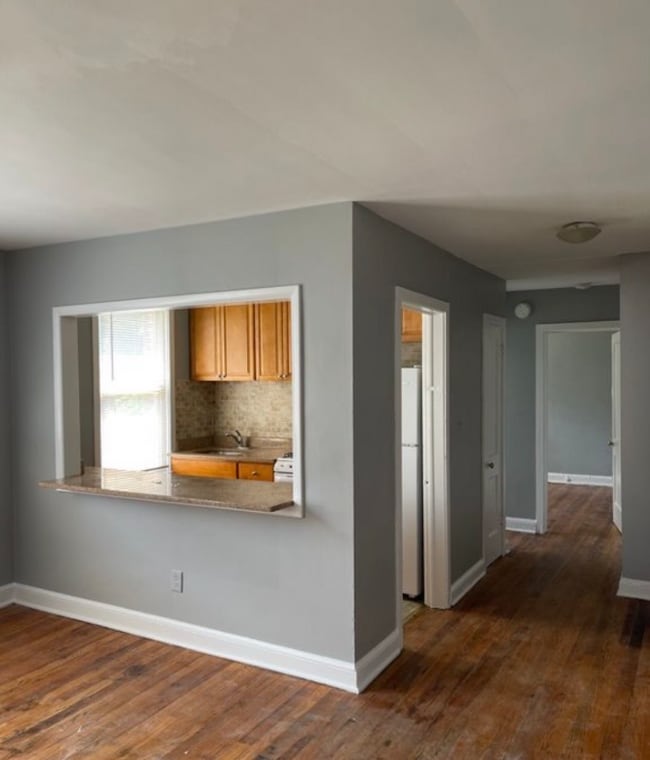 Building Photo - 1135 16th St NE