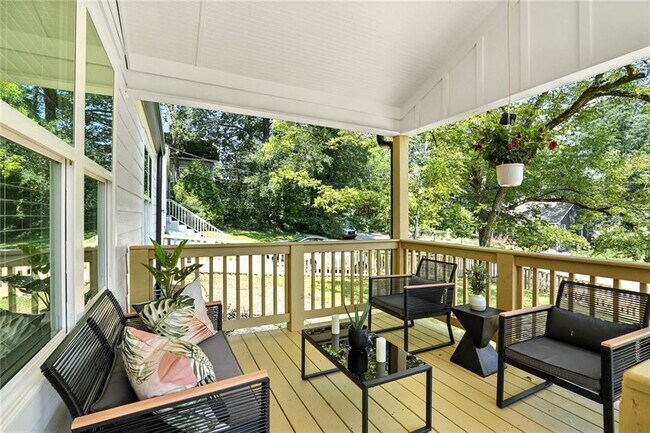 Foto del edificio - 1597 Glenwood Ave SE