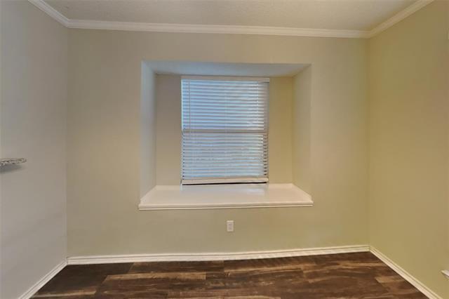 Building Photo - 212 Leisure Ln