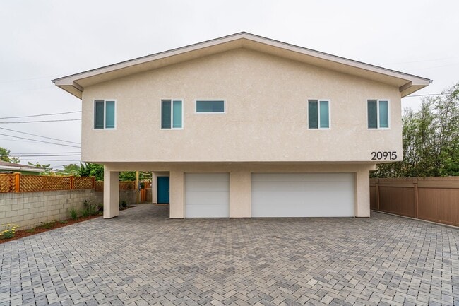 Foto del edificio - New Torrance Home!