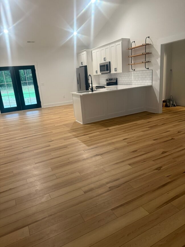 Foto del edificio - 420 Sloop St