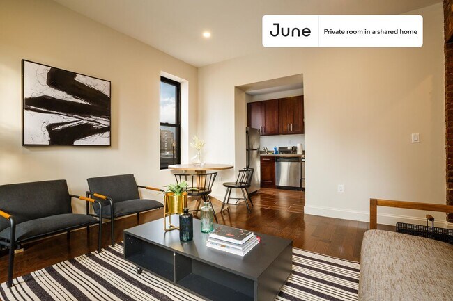 Foto del edificio - Room in Shared 4 bed/1 bath home in West Harlem