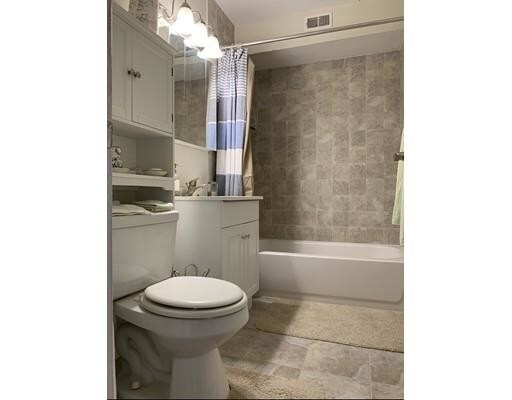 Foto del edificio - 26 Briarwood Ln