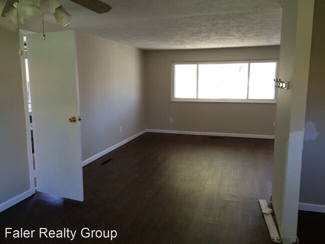 Building Photo - 3 br, 1 bath House - 5110 Mays