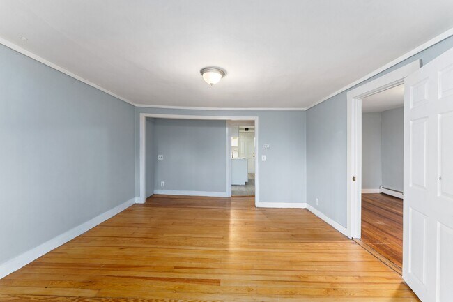 Building Photo - 62 Main St