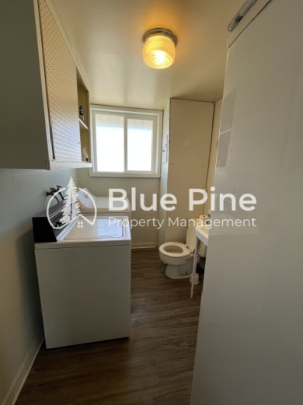 Foto del edificio - 550 W 21st St