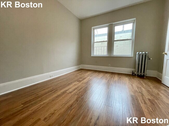 Foto del edificio - 12 Hemenway St