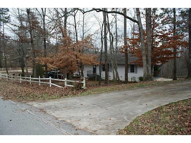 Foto del edificio - 3211 Country Ln