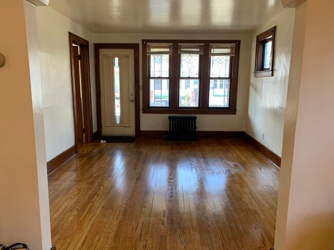 Building Photo - 2980 Lehman St