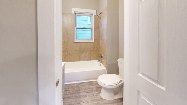 Foto del edificio - Stockyards Neighborhood - 3 Bedrooms - Sin...