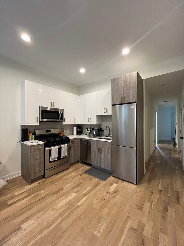 Foto principal - 1108 N Paulina St