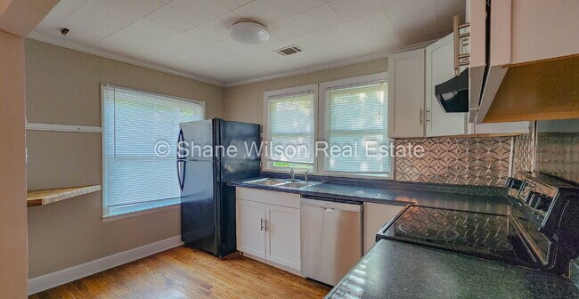 Foto del edificio - 1114 Rockway Dr