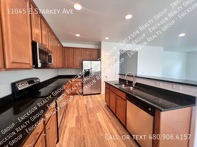 Foto del edificio - 11045 East Starkey Avenue