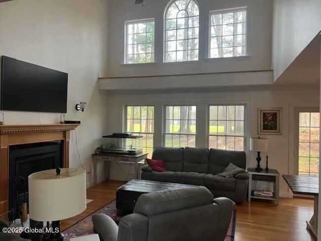 Building Photo - 88 Cobble Hill Dr