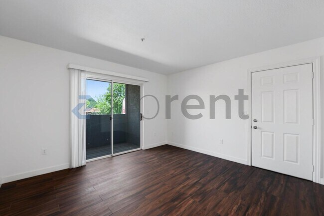 Foto del edificio - Unit B206