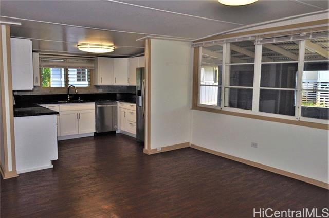 Building Photo - 66085-85 Waialua Beach Rd