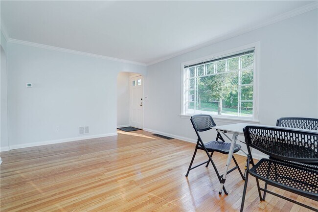 Foto del edificio - 15 Maple St