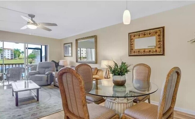 Foto del edificio - 49 High Point Cir S