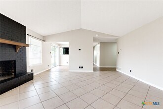 Building Photo - 1701 Kingman Rd