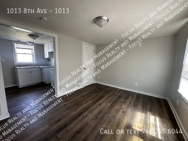 Building Photo - 1013 8th Ave