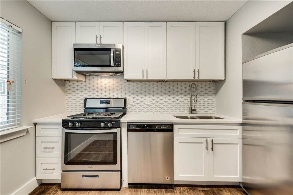 Primary Photo - 511 N Prairie Ave