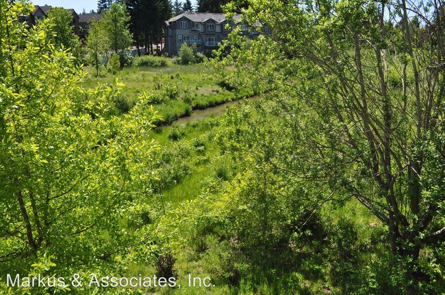 Foto del edificio - 13800 SW Scholls Ferry Rd