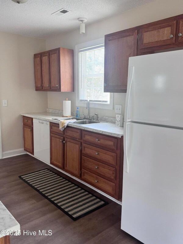 Foto del edificio - 367 Branchwood Dr