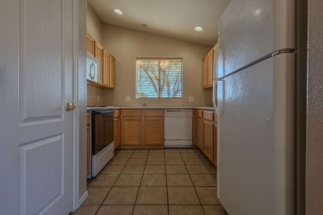 Building Photo - 3650 W Lantana Hills Pl