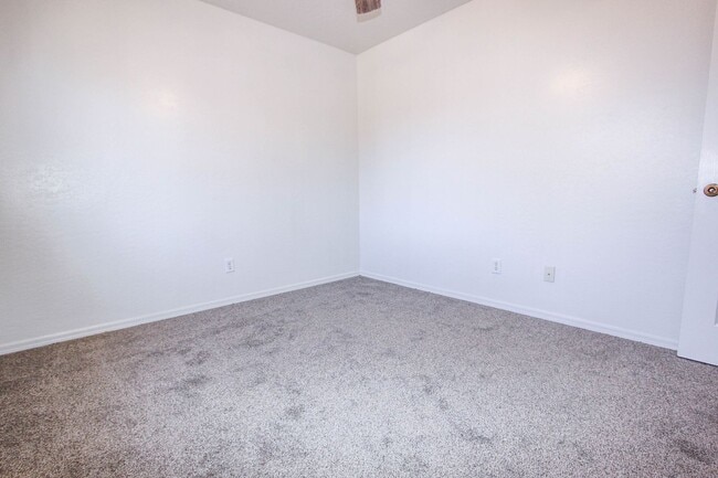 Building Photo - 3200 N Greg Dr