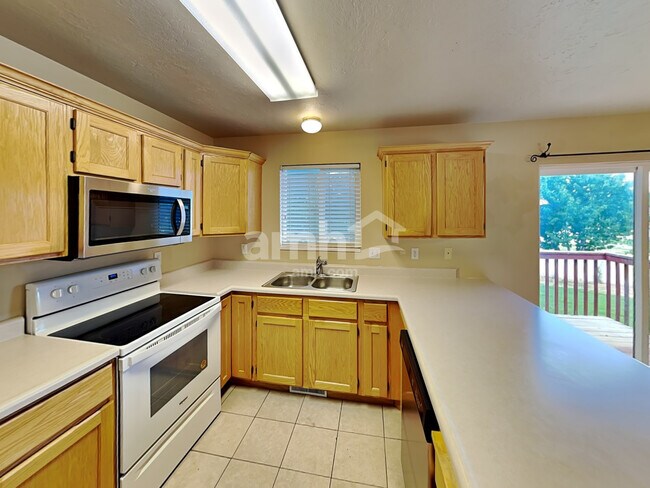 Foto del edificio - 10207 N Forest Creek Dr