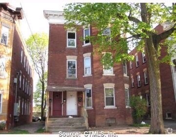 Building Photo - 105 Shultas Pl