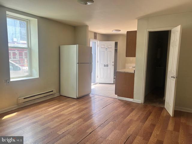 Foto del edificio - 149 E Franklin St