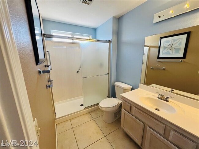 Building Photo - 8825 Stoney Point Dr