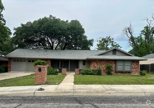 Building Photo - 939 Serenade Dr