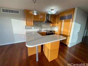 Building Photo - 1296 Kapiolani Blvd