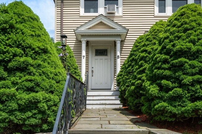 Foto del edificio - 7 Winslow Rd