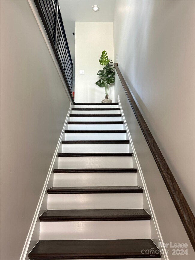Foto del edificio - 3639 Vallette Ct