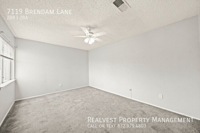 Foto del edificio - 7119 Brendam Ln
