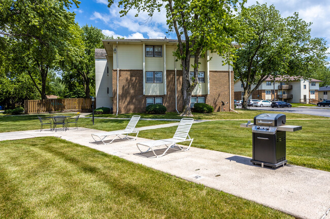 Foto del edificio - Belmont Park Apartments