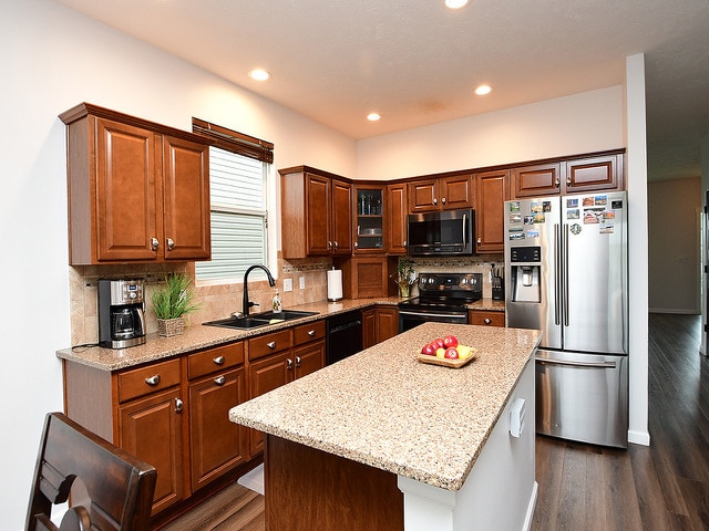 Photo - 14902 Mormon St House