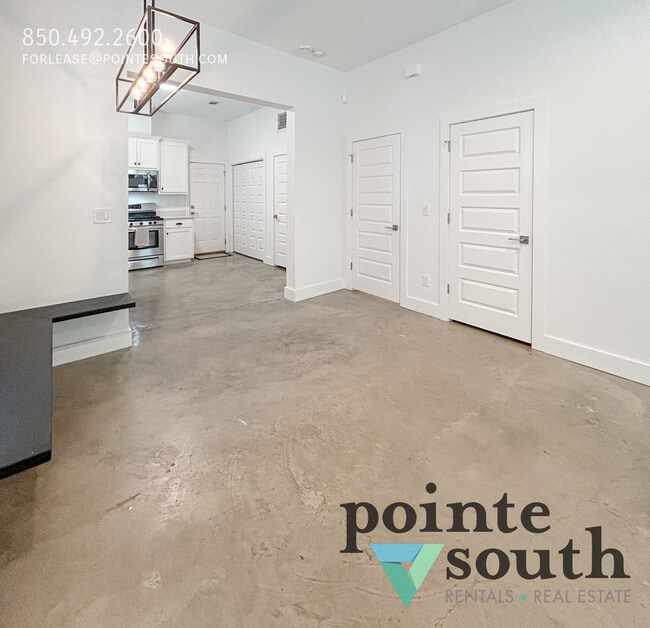 Building Photo - 1219 N Guillemard St