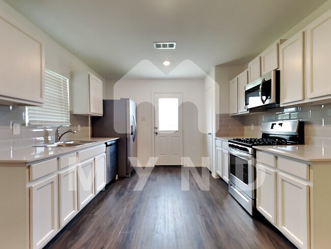 Foto del edificio - 18719 Faustina Way