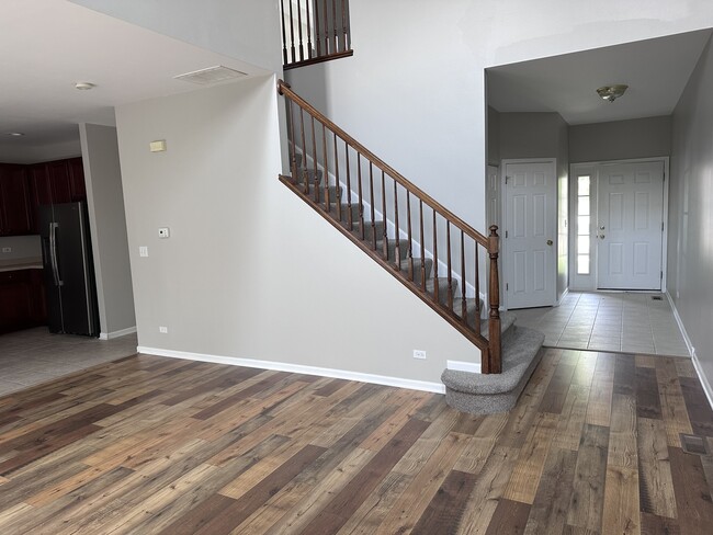 Building Photo - 2256 Pembridge Dr