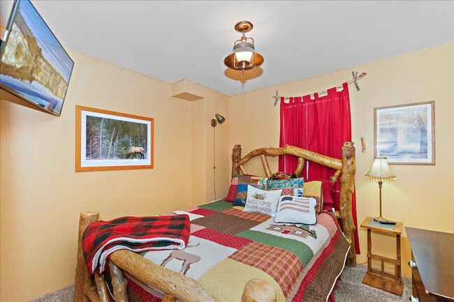 Foto del edificio - 420 Sheridan Dr