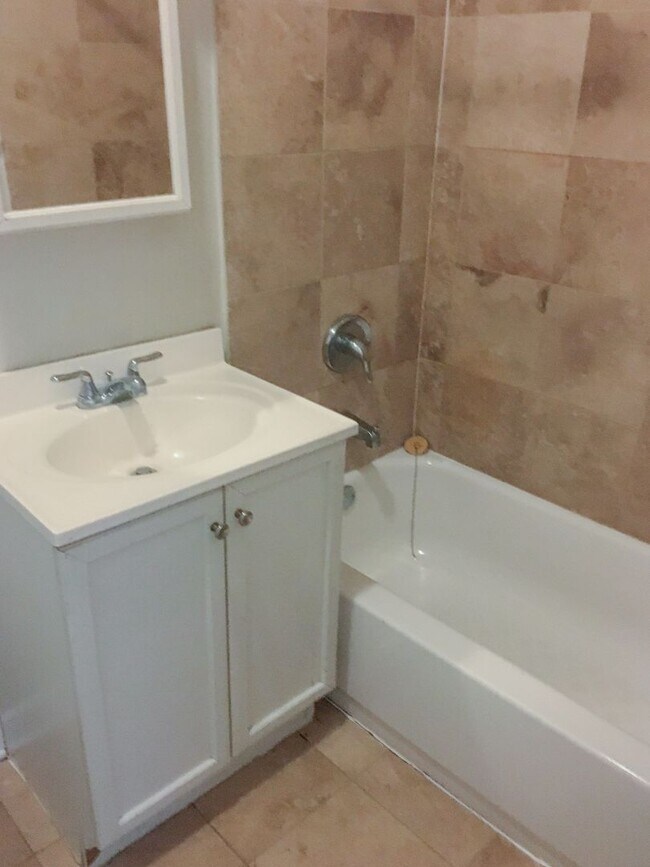 Foto del interior - 3912-28 N. Pine Grove