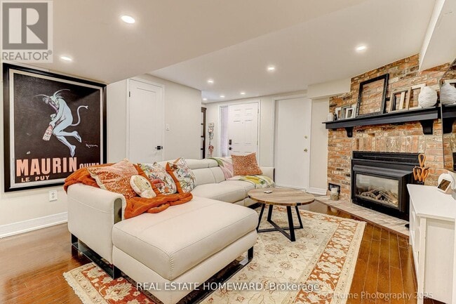 Photo du bâtiment - 42 Rodeo Pathway