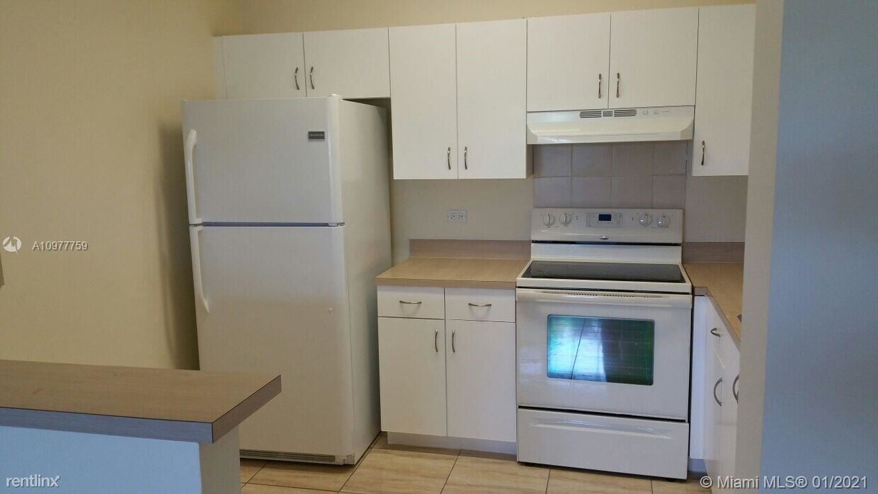 Primary Photo - 1 br, 1 bath Condo - 3400 N 56th Ave