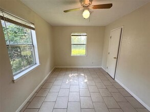 Building Photo - 2514 Avenue B