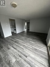 Building Photo - 7 Lowndes Ave